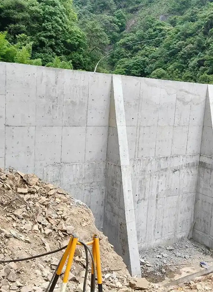 晋城重力式挡土墙